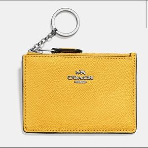 Coach Zipper Wallet